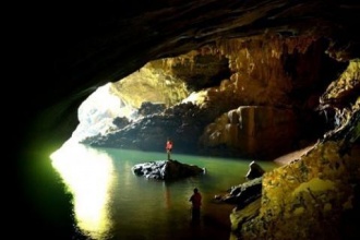 Phong Nha - Ke Bang National Park: A discovery tourto  Hamad Valley- Tra Ang Cave